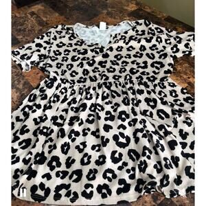 Heimish USA Short Sleeve Animal Print Top